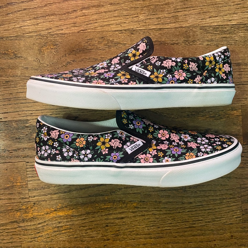 Vans Black Floral Slip-On Shoes size 6 junior